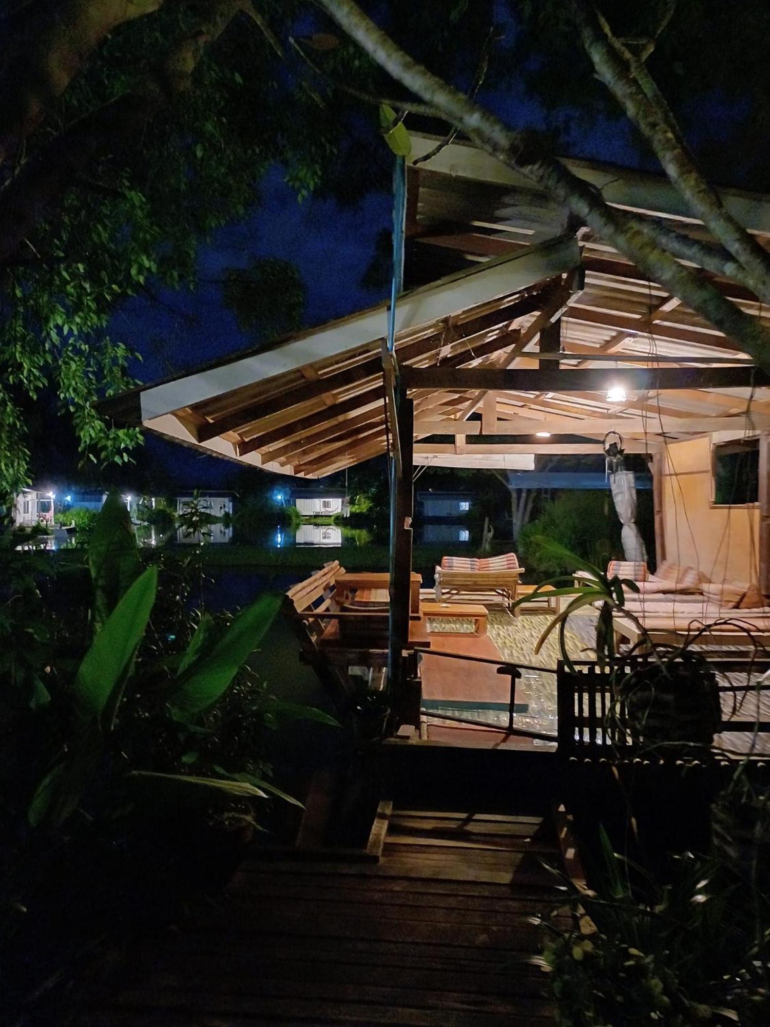 Bueng Pai Farm บึงปายฟาร์ม Villa Bagian luar foto